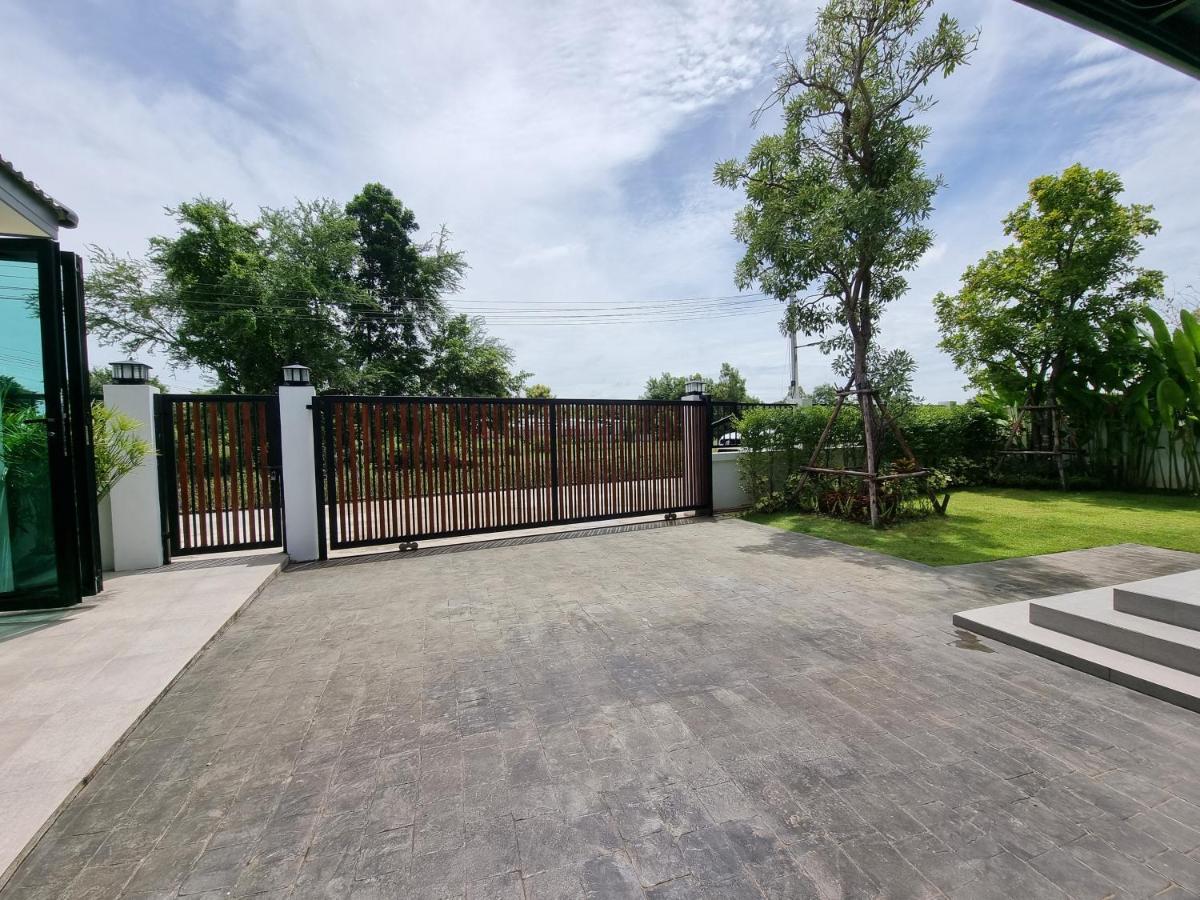 Baan Dalah Pool Villa Buri Ram Exterior foto
